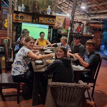 Charming Countryside Homestay Ben Tre Extérieur photo