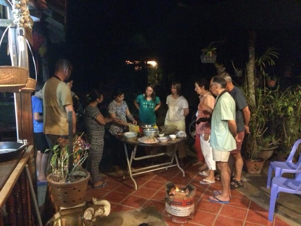 Charming Countryside Homestay Ben Tre Extérieur photo