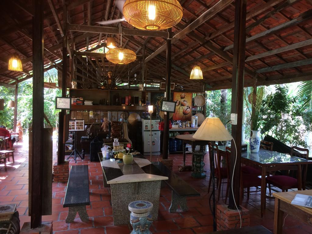 Charming Countryside Homestay Ben Tre Extérieur photo