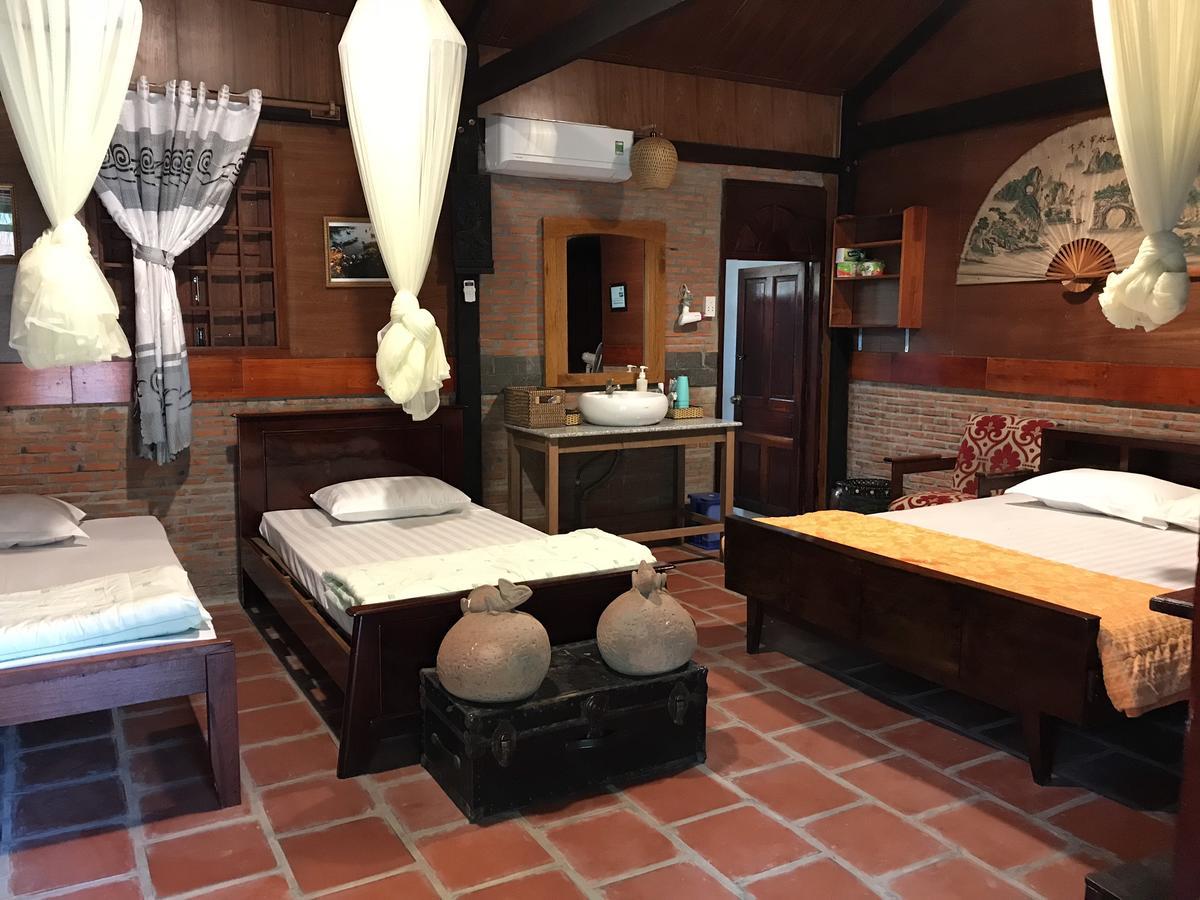 Charming Countryside Homestay Ben Tre Extérieur photo