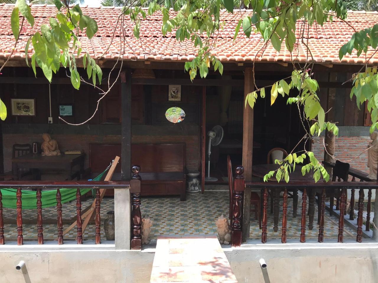 Charming Countryside Homestay Ben Tre Extérieur photo