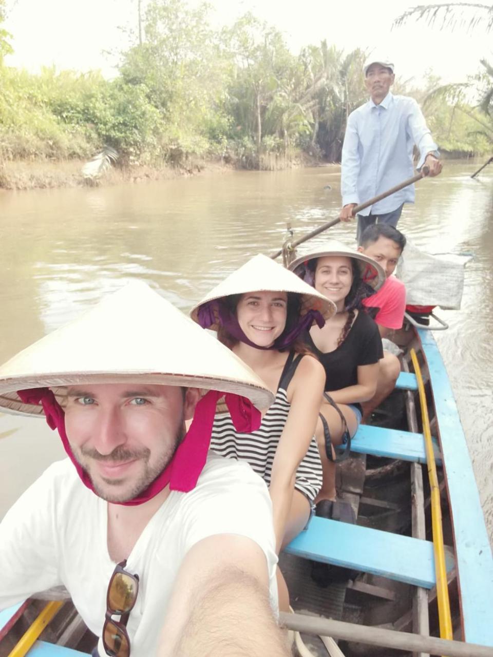Charming Countryside Homestay Ben Tre Extérieur photo