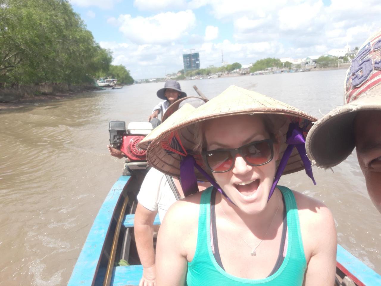 Charming Countryside Homestay Ben Tre Extérieur photo